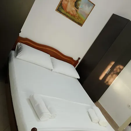 Luka Private House Nyaraló